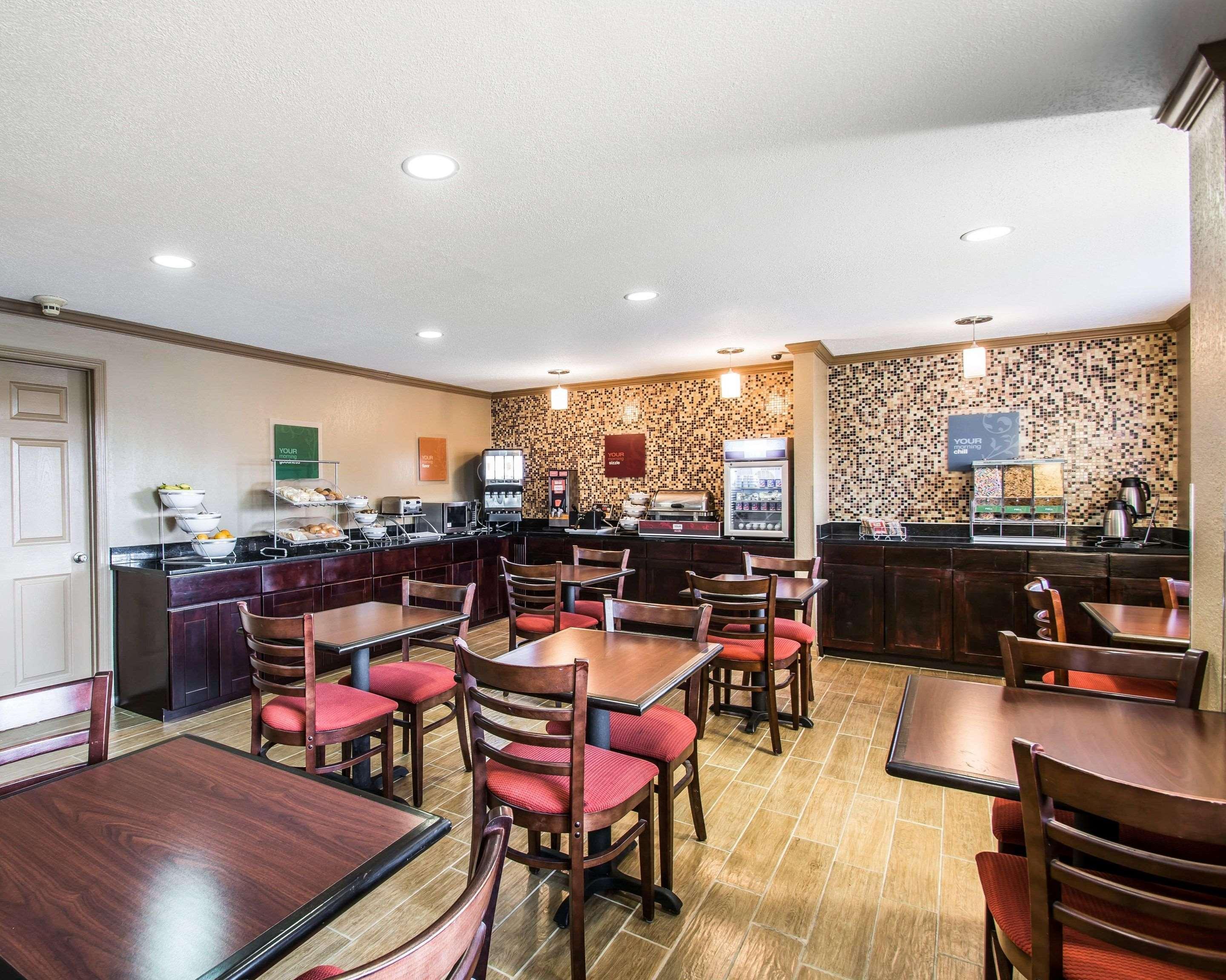 Quality Inn Plant City - Lakeland Exterior photo